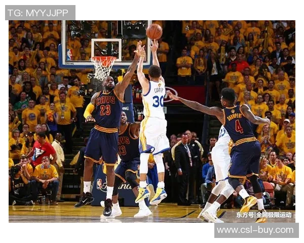 阿杜蒂耶罗在G联盟上演惊天隔扣防守球员被撞翻在地